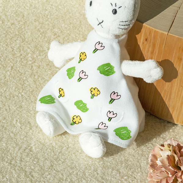 https://www.ehonnavi.net/shopping/item.asp?c=4905610535736